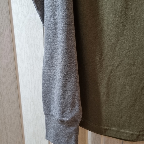 GAP shirt long sleeve great condition size M - Picture 4 of 6